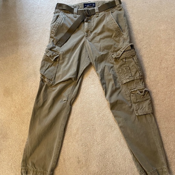 Ambercombie and Fitch Cargo Pants - Picture 2 of 5